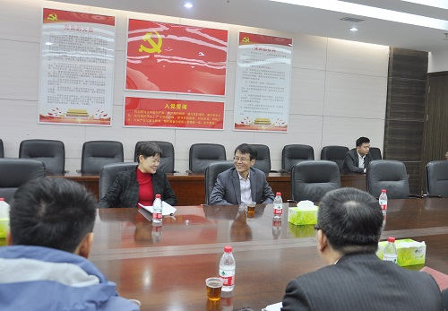 黄晓舟副市长调研创业中心